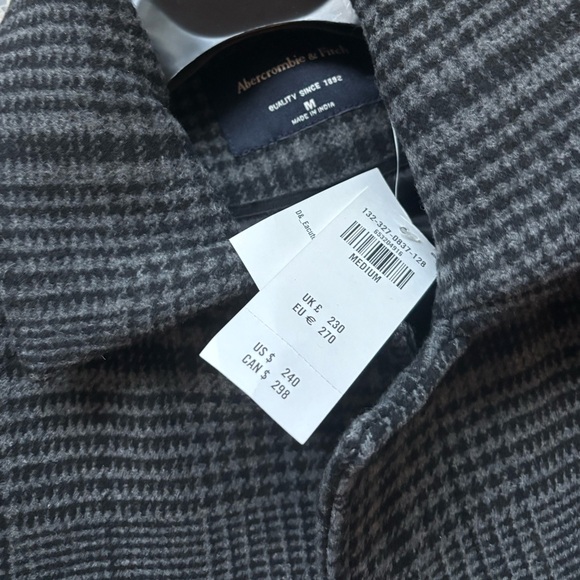 Abercrombie Mac Overcoat size medium - Picture 2 of 2